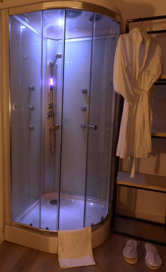 Acquachiara Iseo Deluxe Bed & Breakfast Iseo Center With Garden And Parking Inside Foresteria 外观 照片